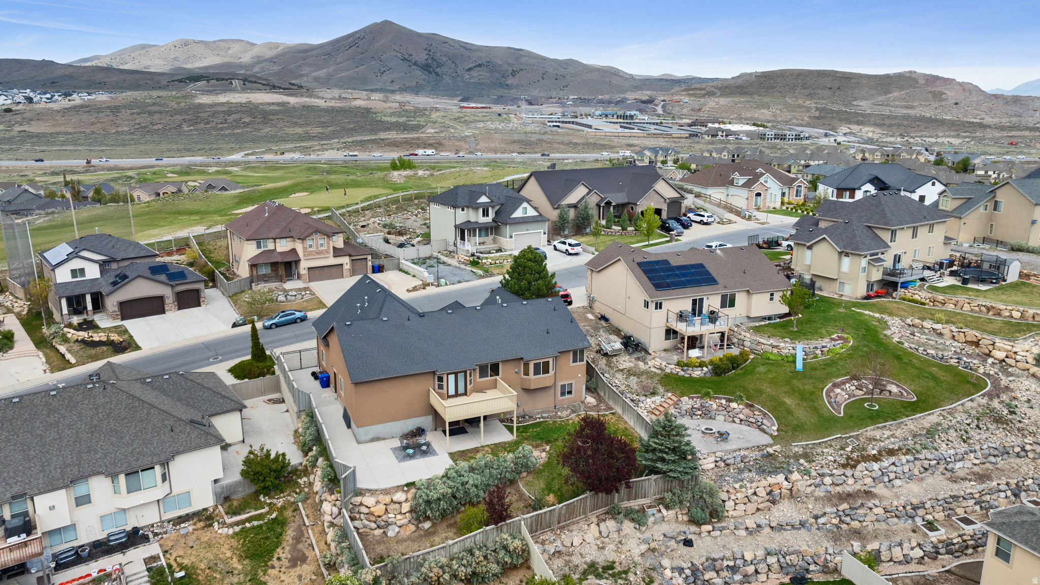HIGHLANDS ON THE GRE - Residential