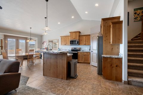 Tiny photo for 9096 N CLUBHOUSE LN W, Eagle Mountain, UT 84005 (MLS # 2154767)