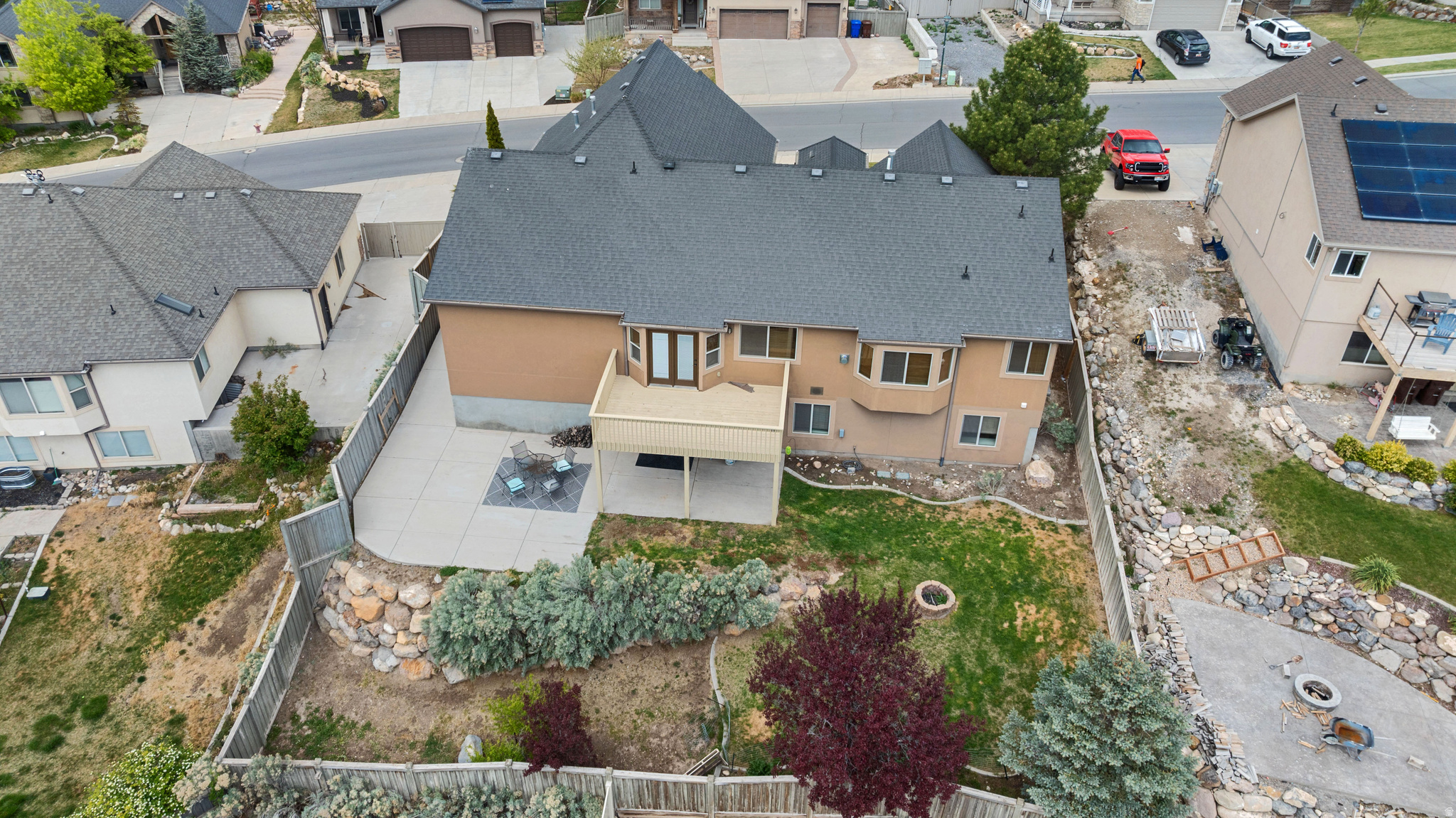 HIGHLANDS ON THE GRE - Residential