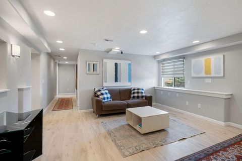 Tiny photo for 9096 N CLUBHOUSE LN W, Eagle Mountain, UT 84005 (MLS # 2154767)
