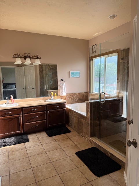 Tiny photo for 1453 S 400 E, Kaysville, UT 84037 (MLS # 2184382)