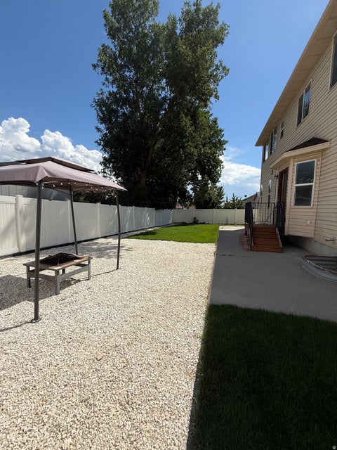 Tiny photo for 1453 S 400 E, Kaysville, UT 84037 (MLS # 2184382)