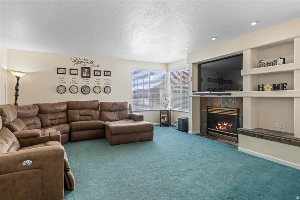 VINE STREET VILLAS - Residential