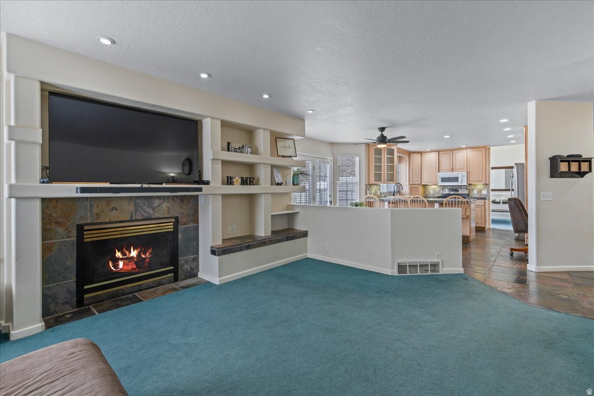 VINE STREET VILLAS - Residential