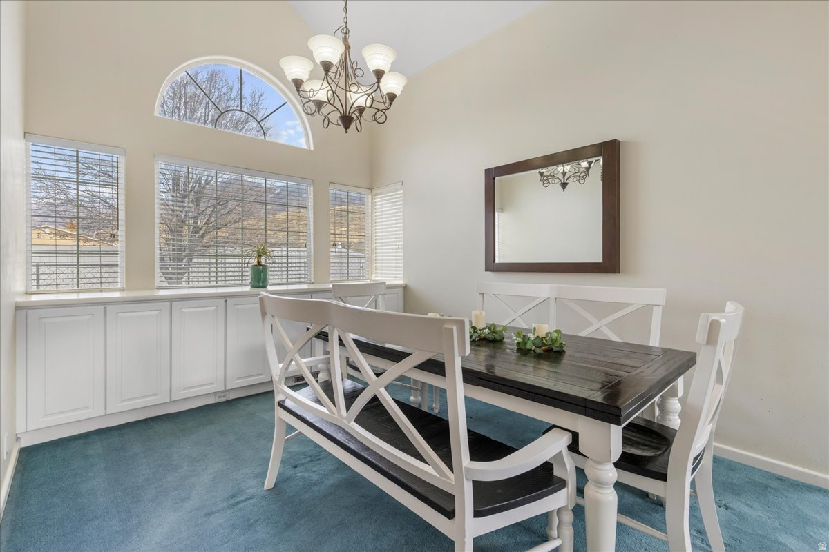 VINE STREET VILLAS - Residential