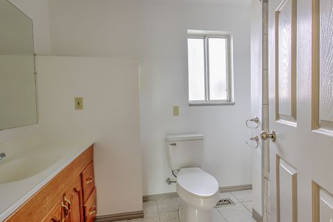 Tiny photo for 812 E 1925 N, North Ogden, UT 84414 (MLS # 2124661)