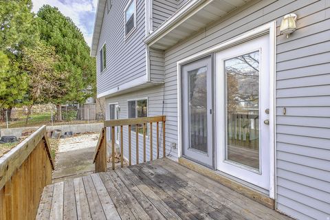 Tiny photo for 812 E 1925 N, North Ogden, UT 84414 (MLS # 2124661)