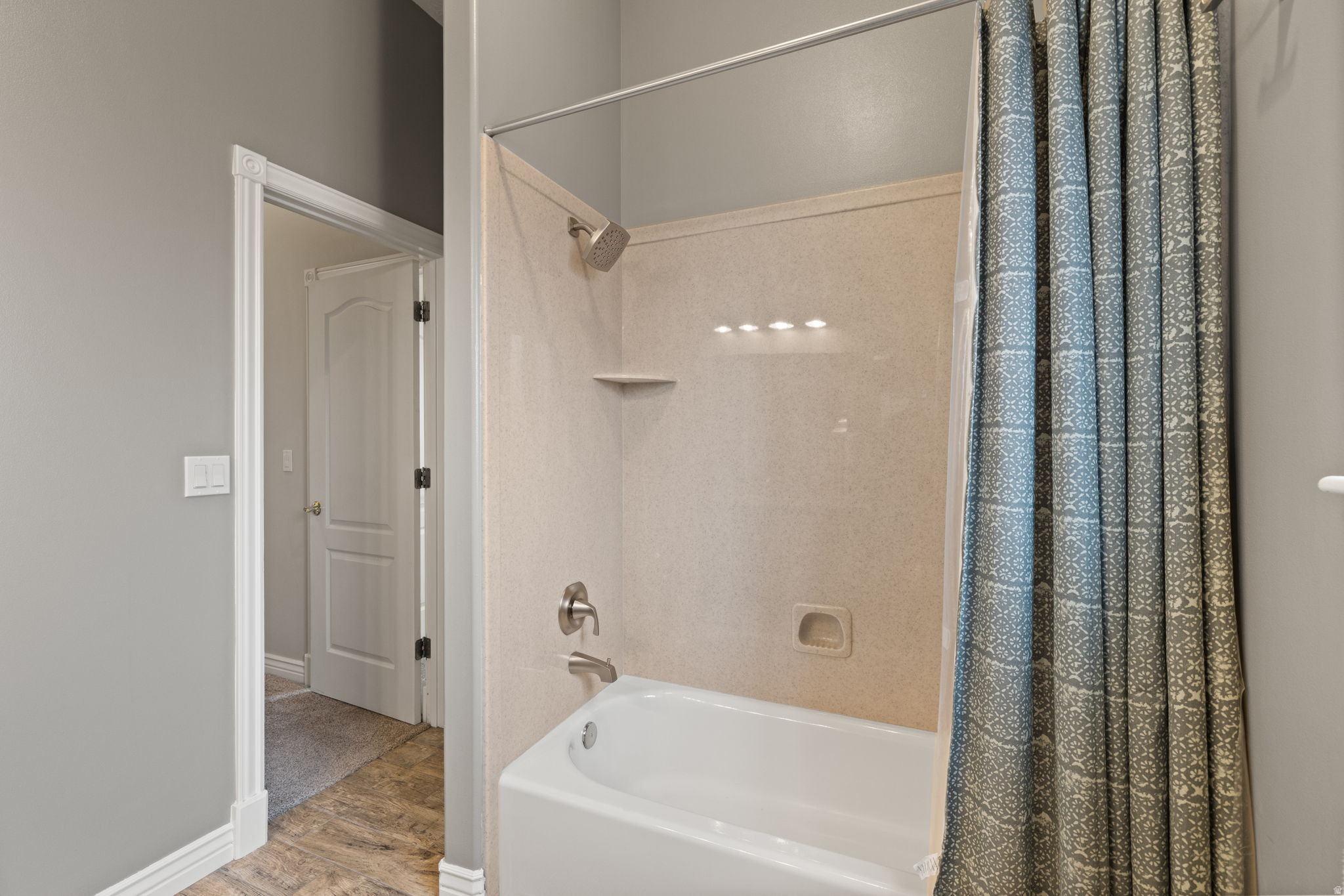 YOUNG PROPERTY - Residential
