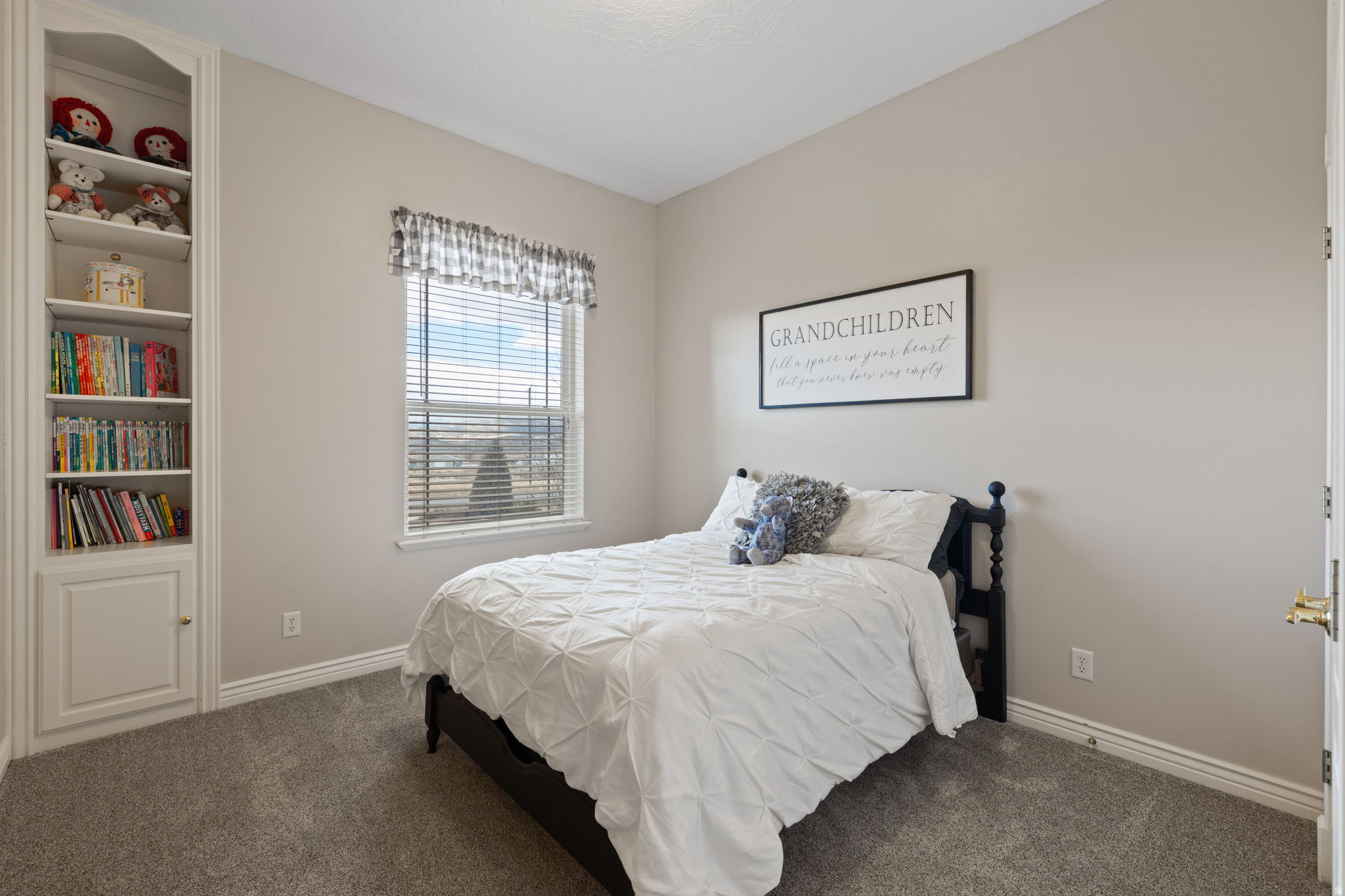 YOUNG PROPERTY - Residential