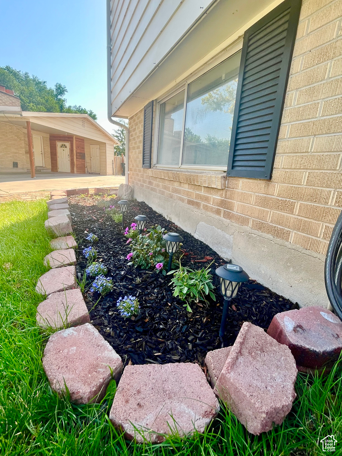 WESTVIEW #7 - Residential