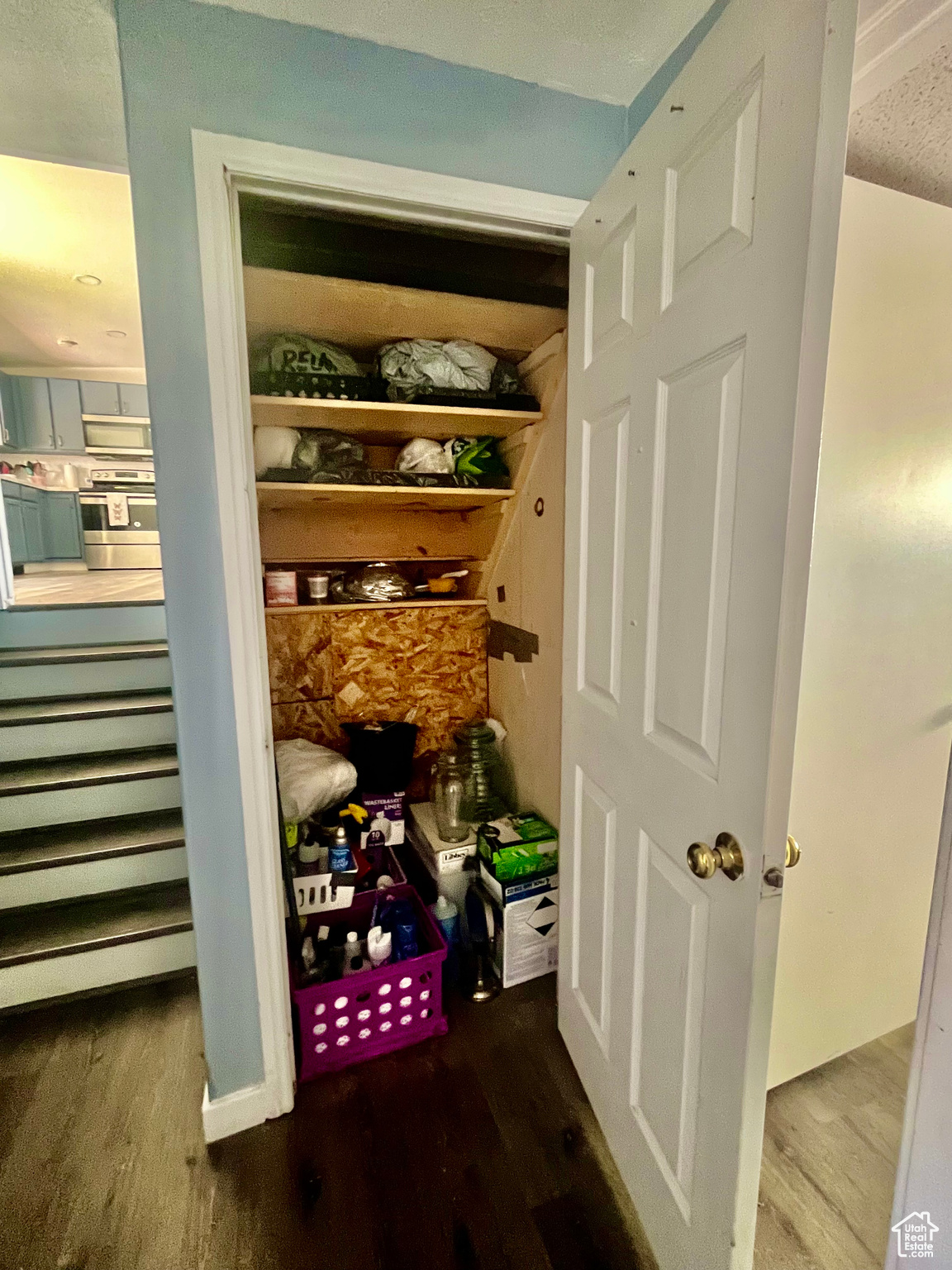 WESTVIEW #7 - Residential