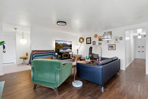 Tiny photo for 2 E WICKER LN, Bountiful, UT 84010 (MLS # 2136551)