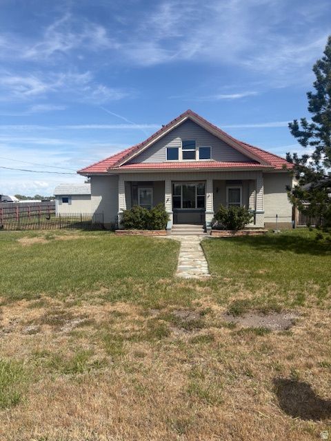 Photo of 5264 W 5500 S, Hooper, UT 84315 (MLS # 2154152)