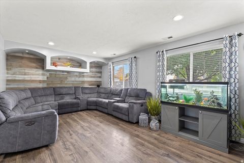 Tiny photo for 1132 N 780 W, Clinton, UT 84015 (MLS # 2128561)