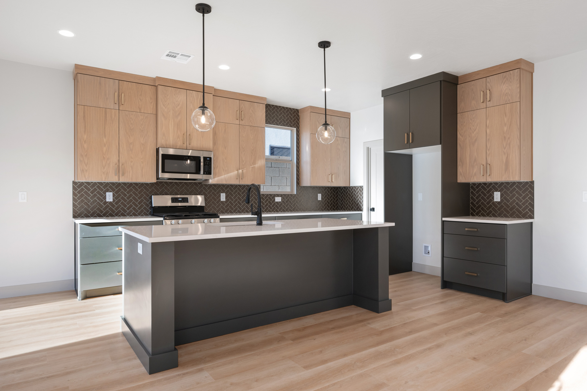 SOLIS AT CORAL CANYON - Residential