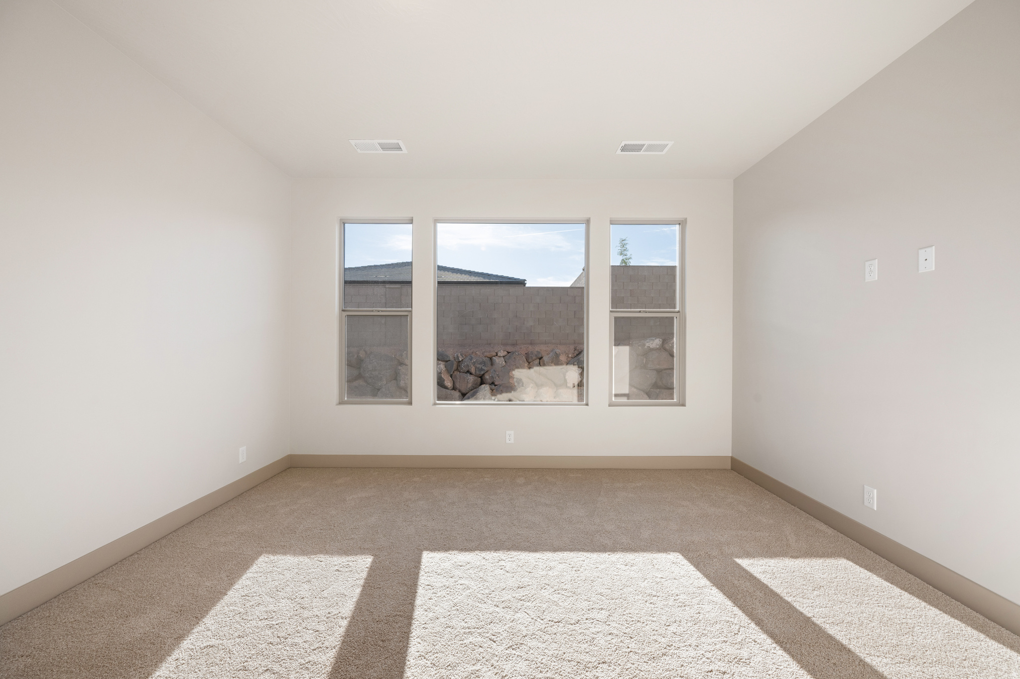 SOLIS AT CORAL CANYON - Residential