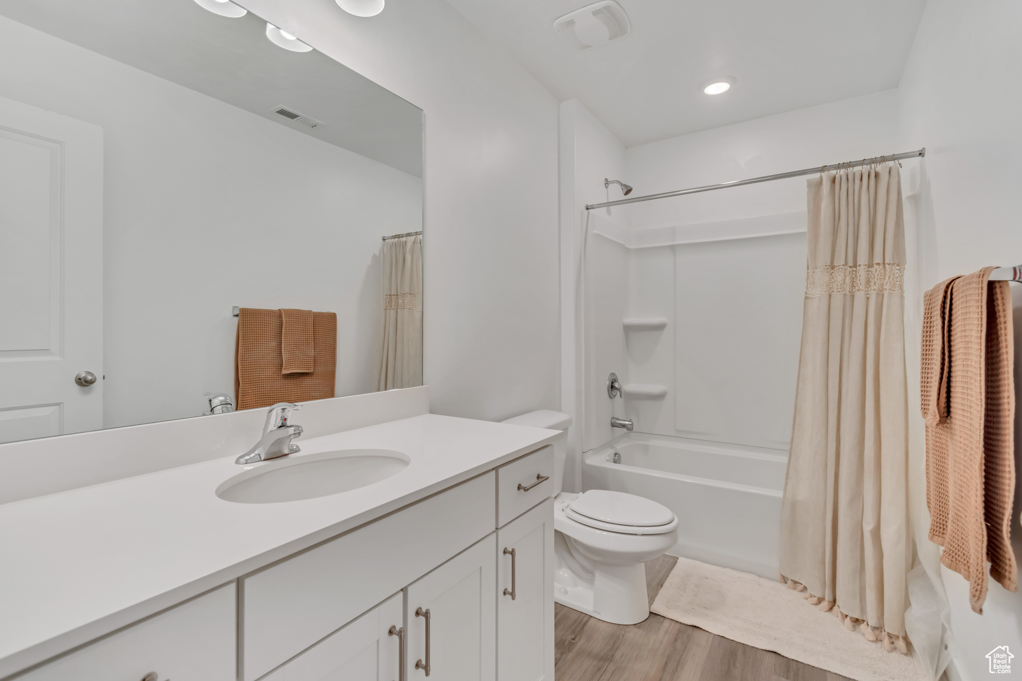 SUN SAGE MEADOWS SUBDIVISION - Residential