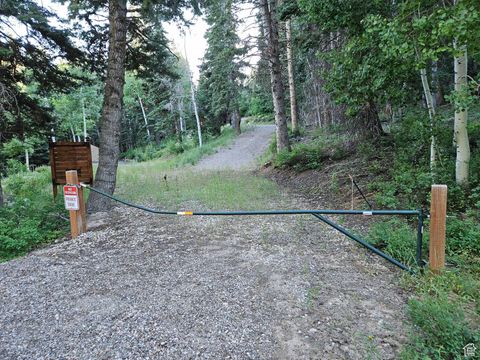 Photo of 63 E DEER VALLEY DR S #K63, Fairview, UT 84629 (MLS # 2097842)