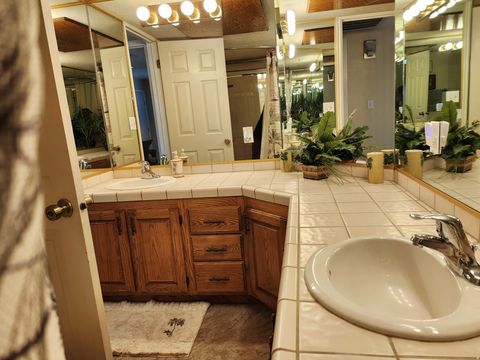 Tiny photo for 860 S VILLAGE RD #Z-10, Saint George, UT 84770 (MLS # 2146805)