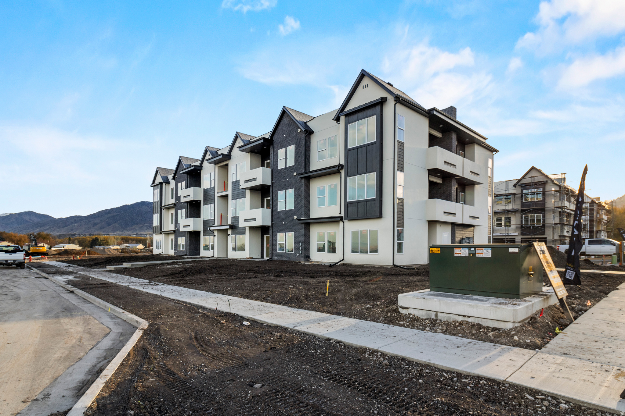 RIDGELINE PARK - Residential