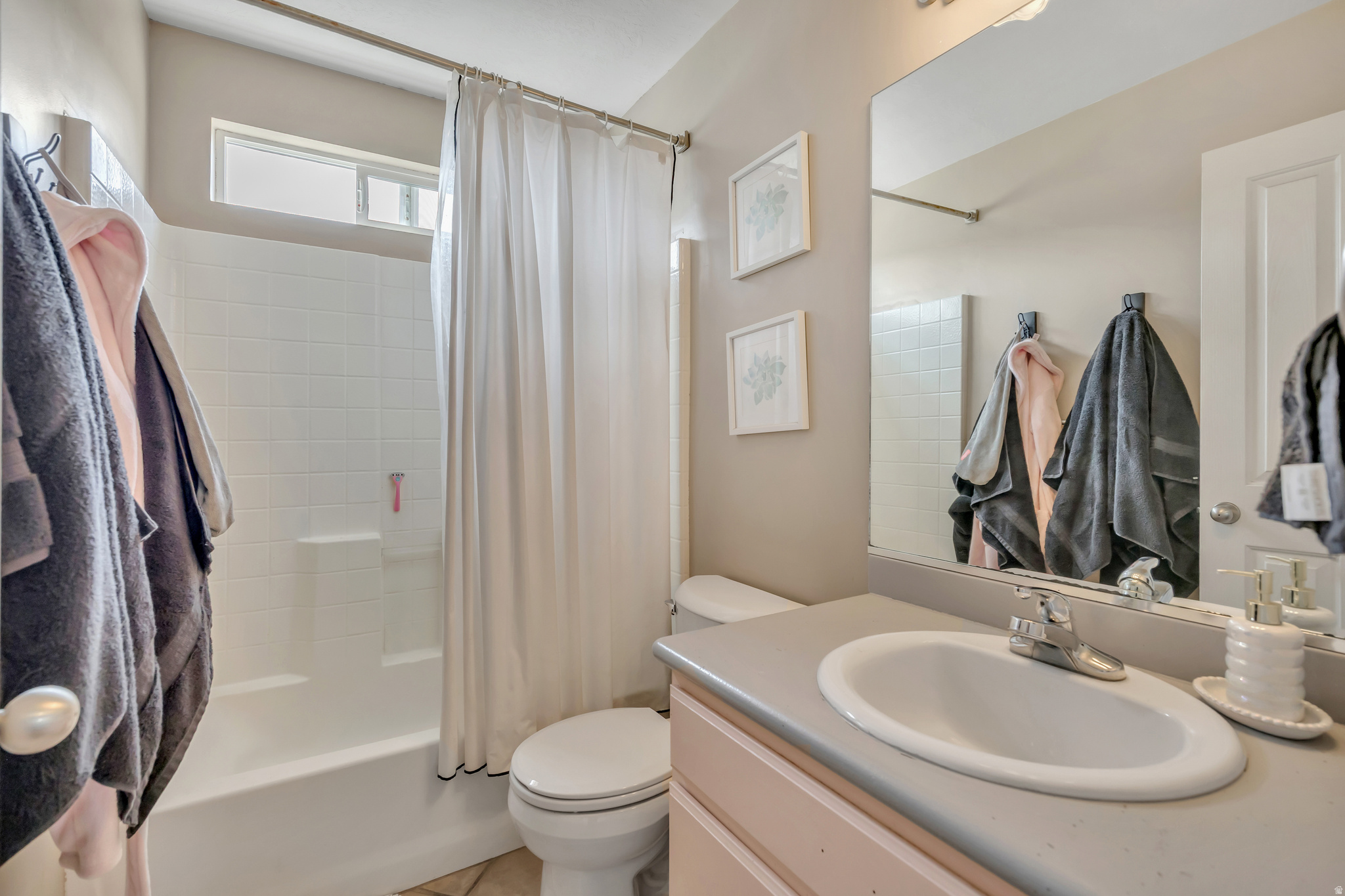 ESTATES AT ROSE CREEK - Residential