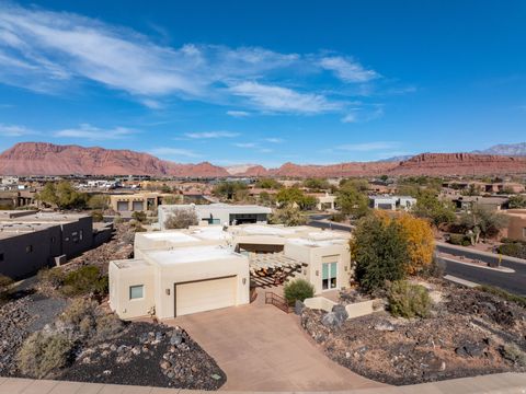 Tiny photo for 19 BOULDER CIR, Santa Clara, UT 84765 (MLS # 2126727)