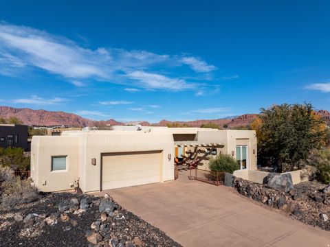 Tiny photo for 19 BOULDER CIR, Santa Clara, UT 84765 (MLS # 2126727)