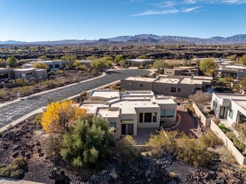 Tiny photo for 19 BOULDER CIR, Santa Clara, UT 84765 (MLS # 2126727)