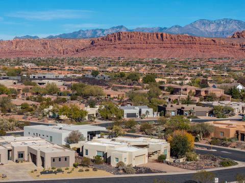 Tiny photo for 19 BOULDER CIR, Santa Clara, UT 84765 (MLS # 2126727)