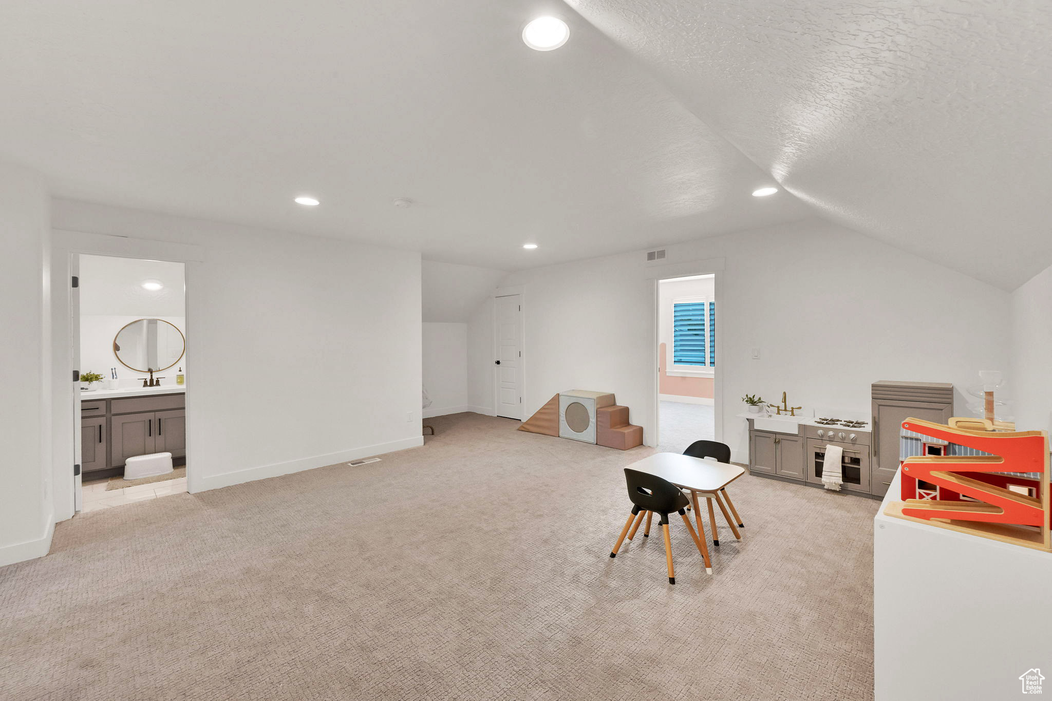 PINES - Residential