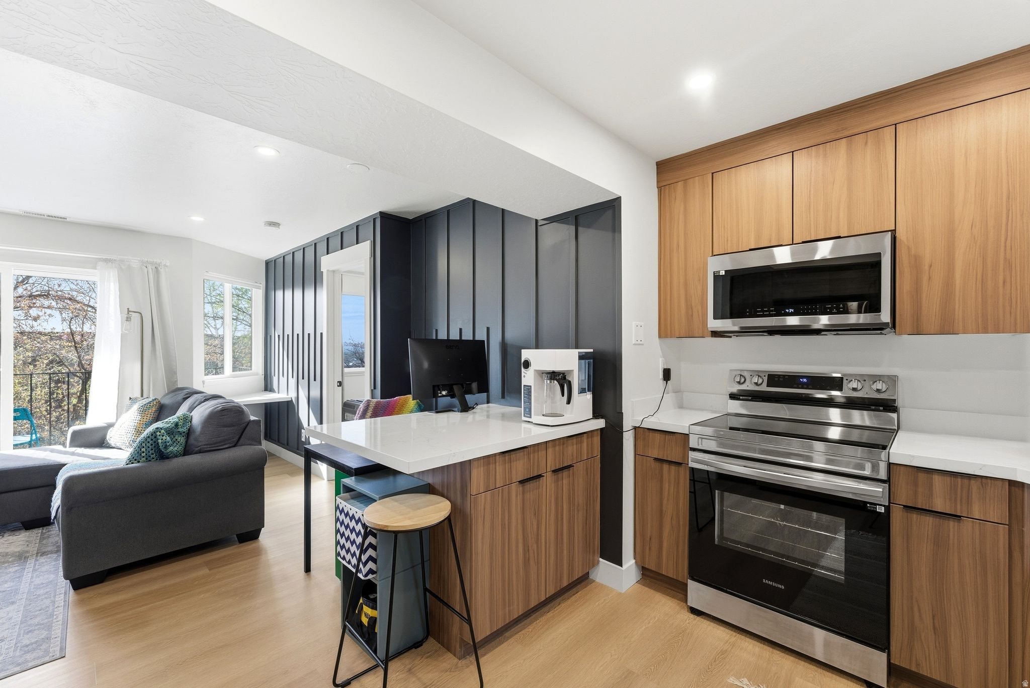 CAPITOL HEIGHTS COND - Residential