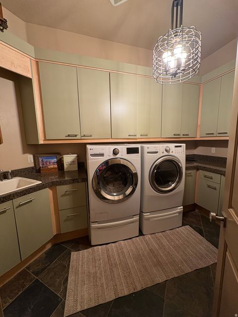 Tiny photo for 47 S MEADOW DR, Springville, UT 84663 (MLS # 2145130)