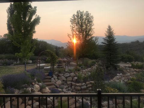 Tiny photo for 47 S MEADOW DR, Springville, UT 84663 (MLS # 2145130)