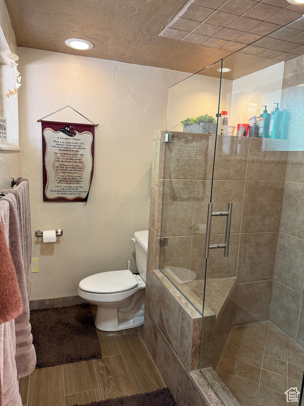 HOLLADAY HILLS - Residential