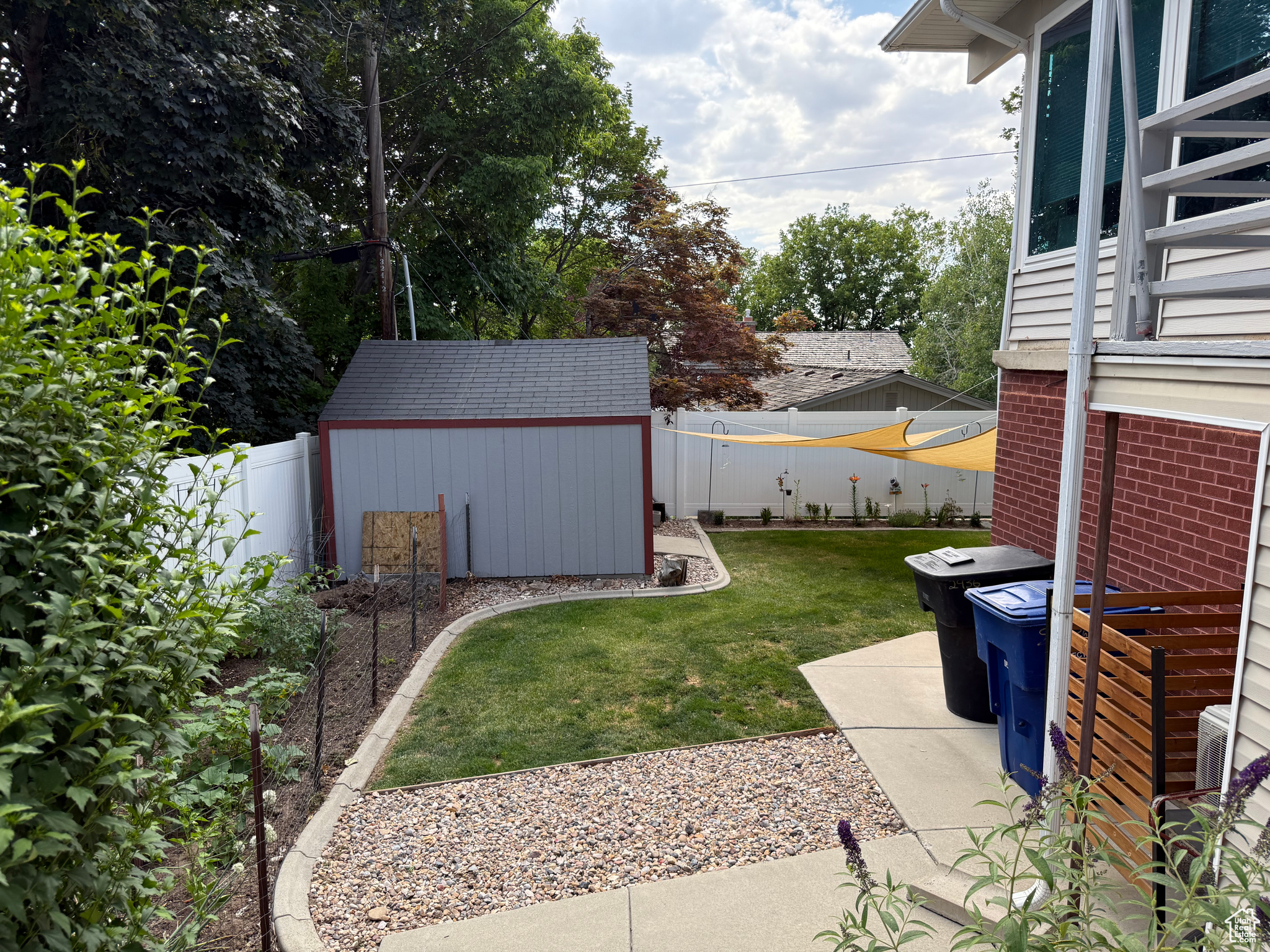 HOLLADAY HILLS - Residential