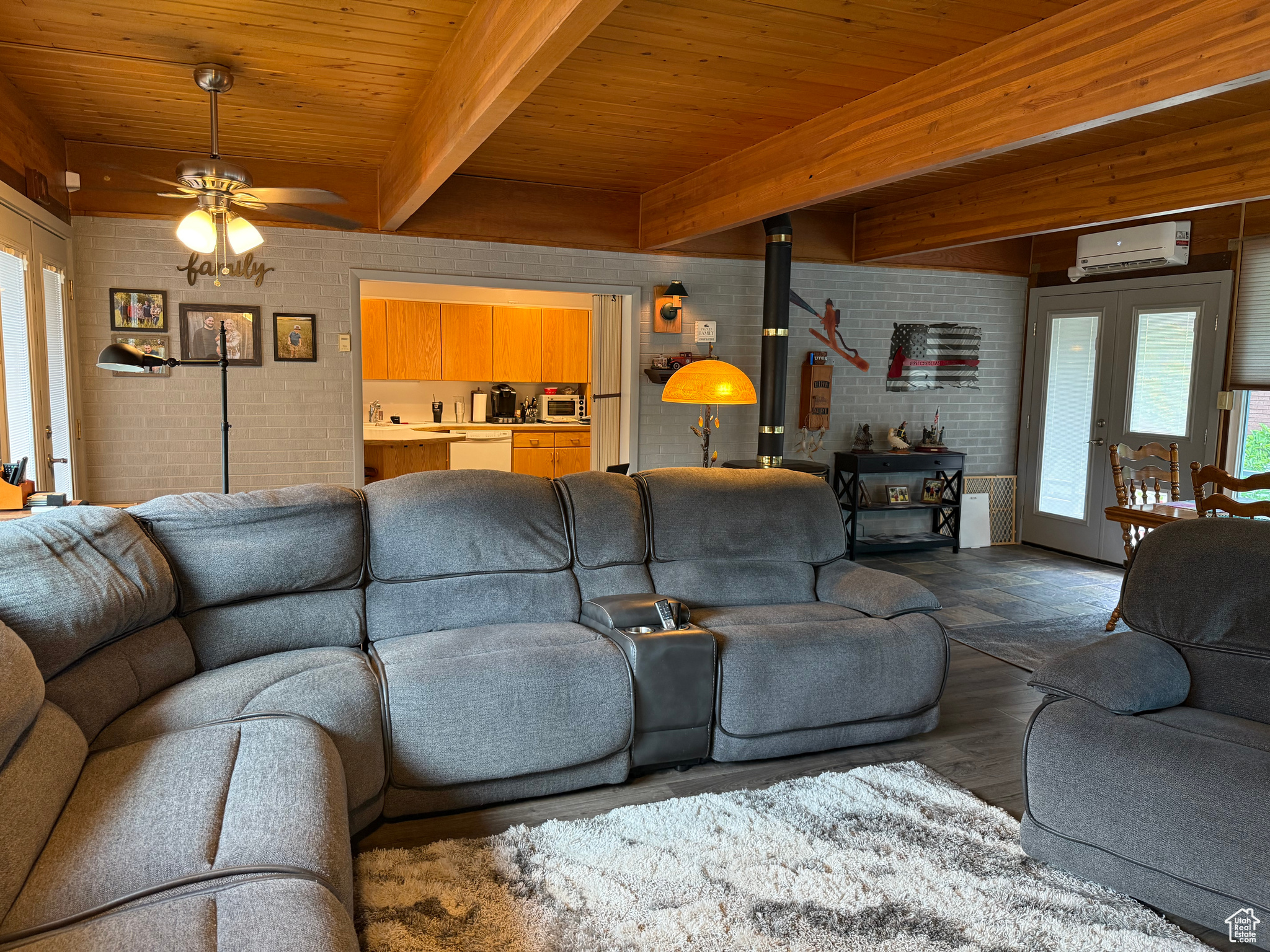 HOLLADAY HILLS - Residential