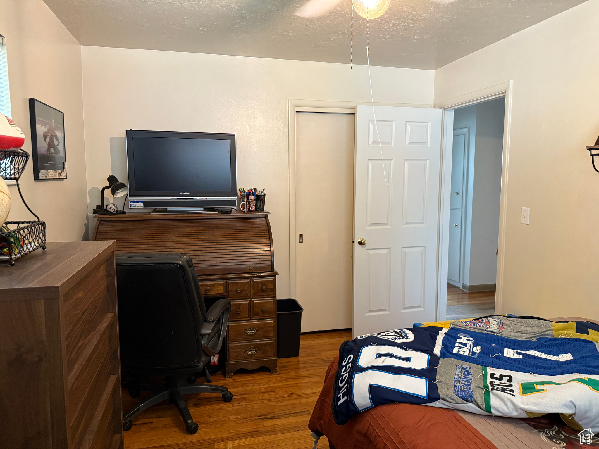 HOLLADAY HILLS - Residential