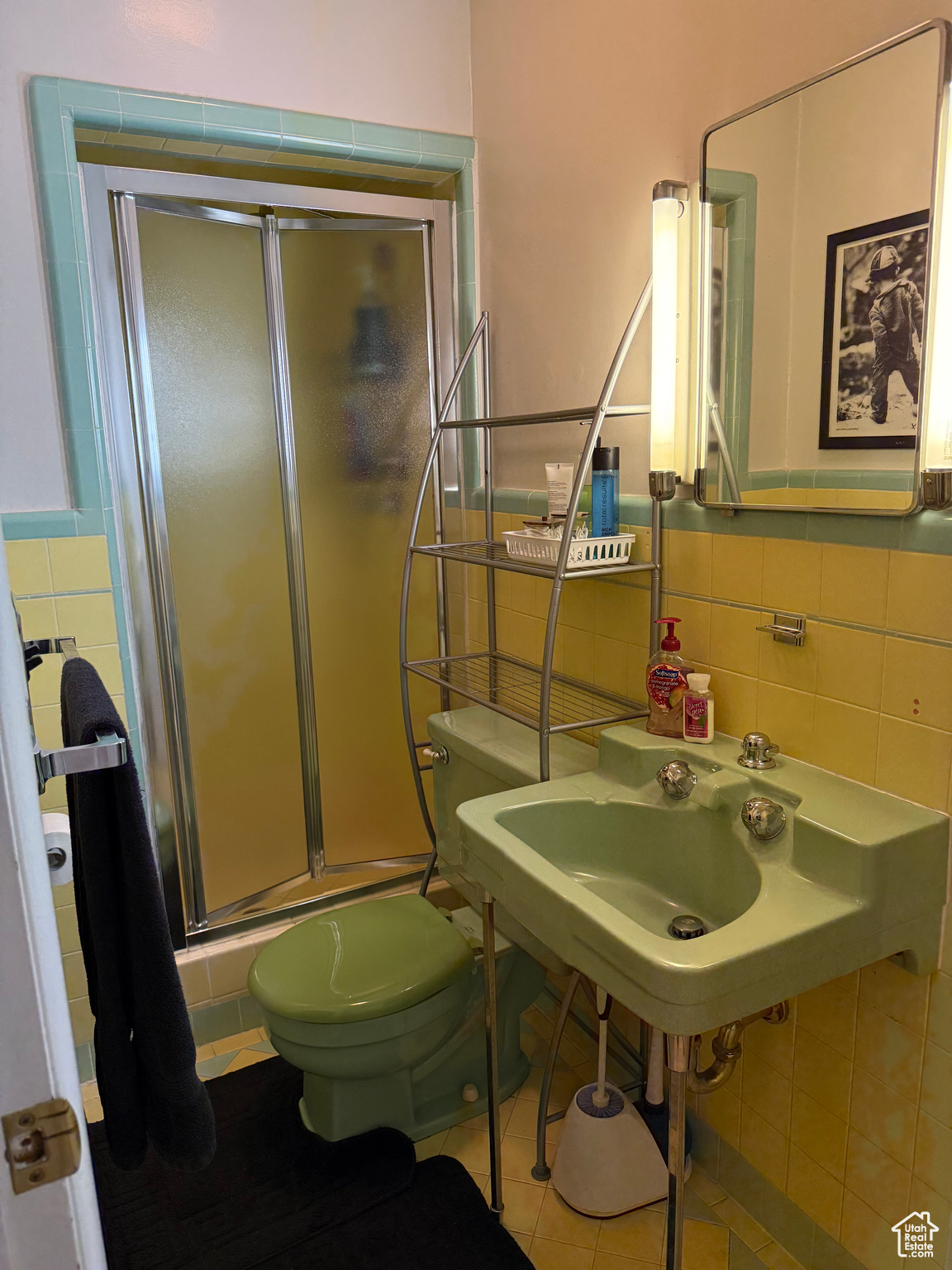 HOLLADAY HILLS - Residential