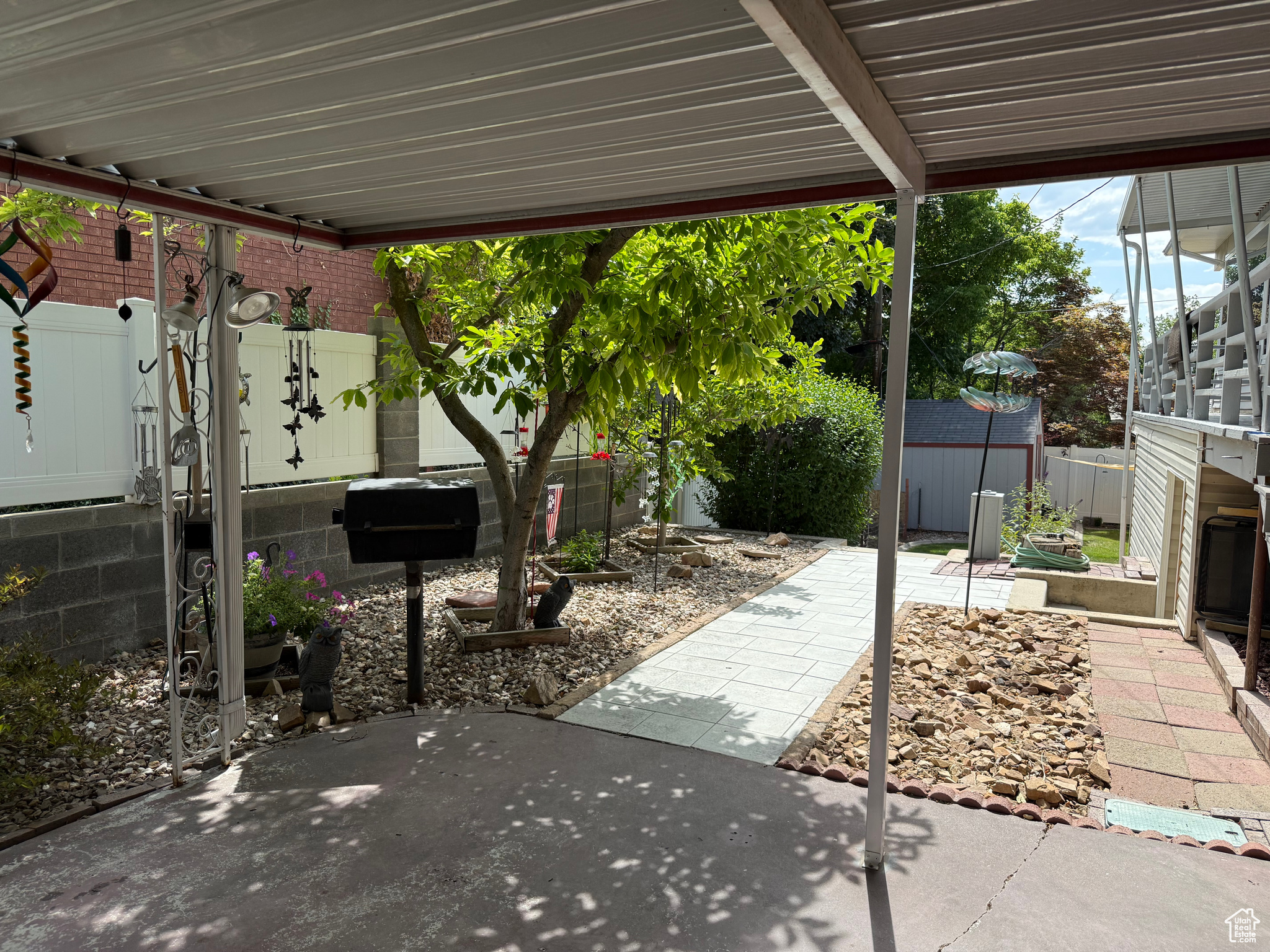 HOLLADAY HILLS - Residential