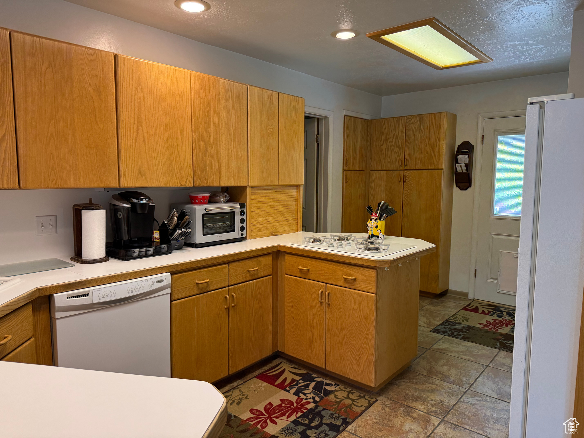 HOLLADAY HILLS - Residential