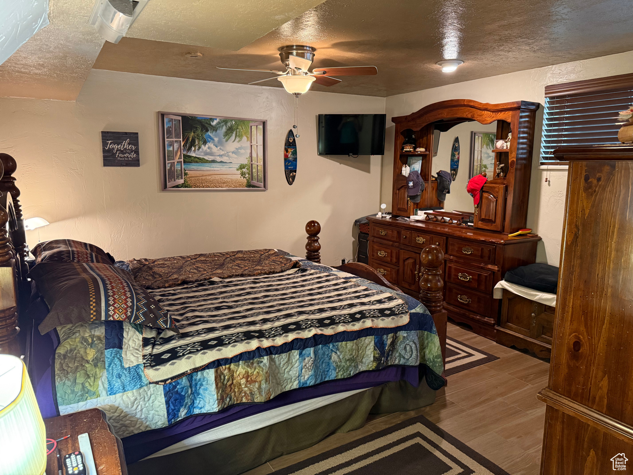 HOLLADAY HILLS - Residential