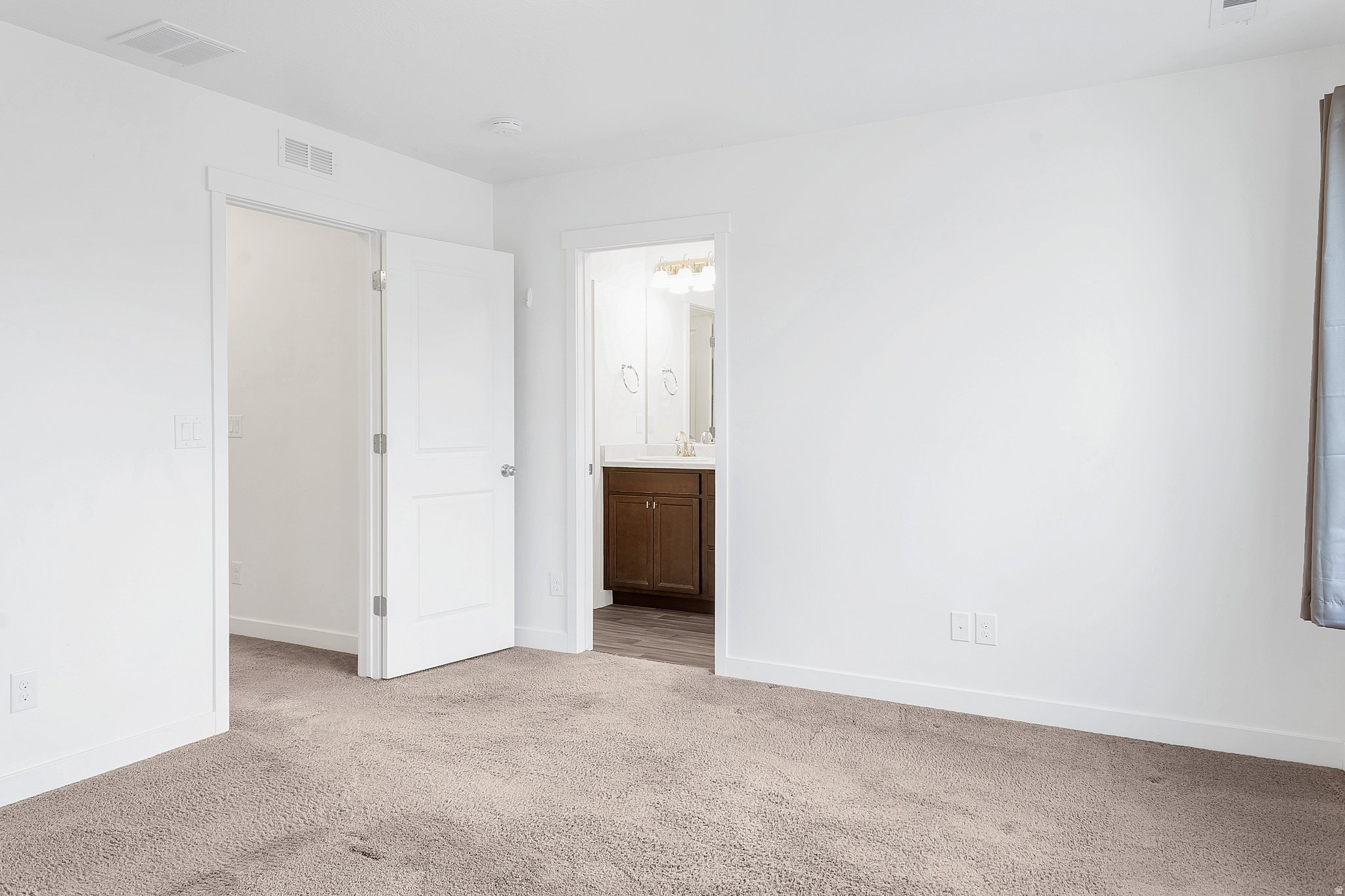 SOUTH POINT - Residential