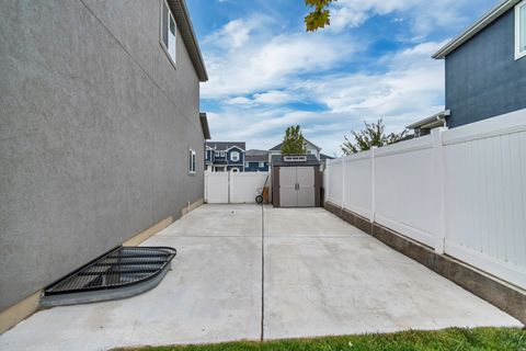 Tiny photo for 4975 E SILVER RIDGE RD, Eagle Mountain, UT 84005 (MLS # 2156328)