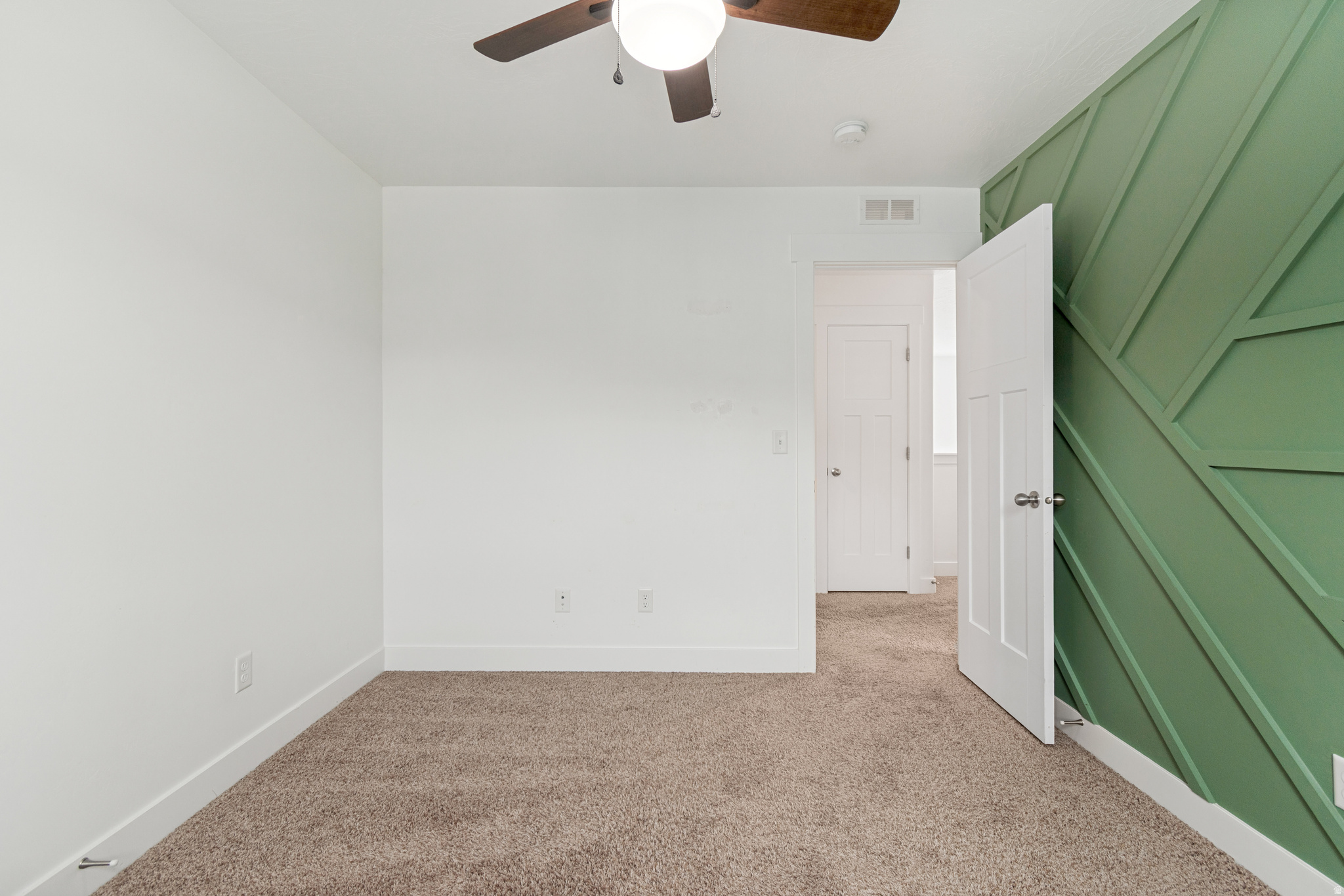 SILVER LAKE - Residential
