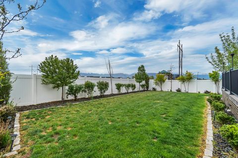 Tiny photo for 4975 E SILVER RIDGE RD, Eagle Mountain, UT 84005 (MLS # 2156328)