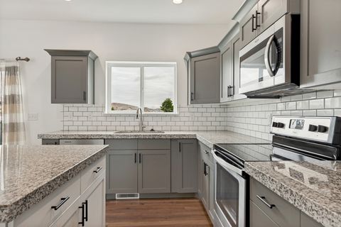 Tiny photo for 4975 E SILVER RIDGE RD, Eagle Mountain, UT 84005 (MLS # 2156328)