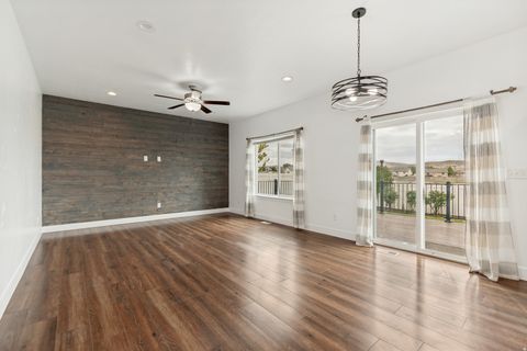 Tiny photo for 4975 E SILVER RIDGE RD, Eagle Mountain, UT 84005 (MLS # 2156328)