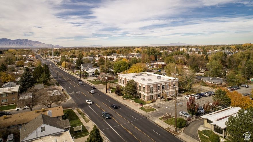 Approximately 1,800 SF Available On The Main Floor Prime Location Across The Street From St. Mark's Hospital Ample Parking Fully Lobby Renovation Anchor Co-Tenants Includes Established Plastic Surgeon, Med Spa, & Cosmetic Dental Practice State Of The Art AAAA-SF Certified Surgical Suite On Premises Main Floor Space With Easy Office Access & Private Secondary Entrance Recently Renovated Space Monument & Digital Signage on 3900 South with 21, 600 Cars Daily