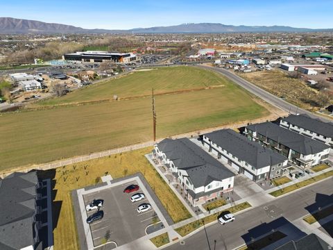 Tiny photo for 1022 S 200 E, Spanish Fork, UT 84660 (MLS # 2145355)