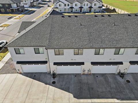 Tiny photo for 1022 S 200 E, Spanish Fork, UT 84660 (MLS # 2145355)